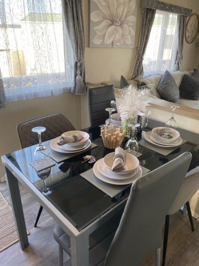Beautiful Spacious Holiday Home - Romney Sands New Romney Ngoại thất bức ảnh