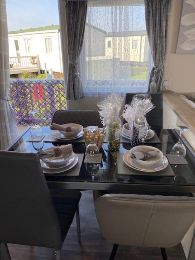 Beautiful Spacious Holiday Home - Romney Sands New Romney Ngoại thất bức ảnh